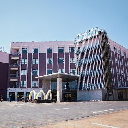 The Grand Aria Hotel And Conference Centre Gaborone Zewnętrze zdjęcie