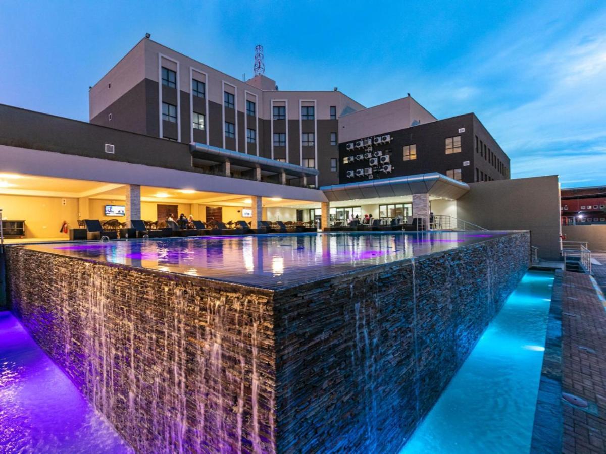The Grand Aria Hotel And Conference Centre Gaborone Zewnętrze zdjęcie